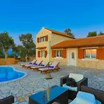 Villa Vista Mare Isavros