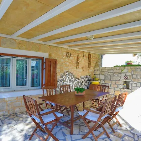 Vista Mare Isavros Villa Arvanitakeika